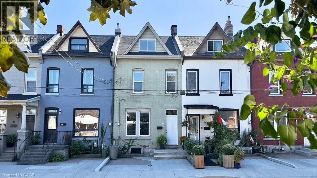 49 SHEAFFE Street