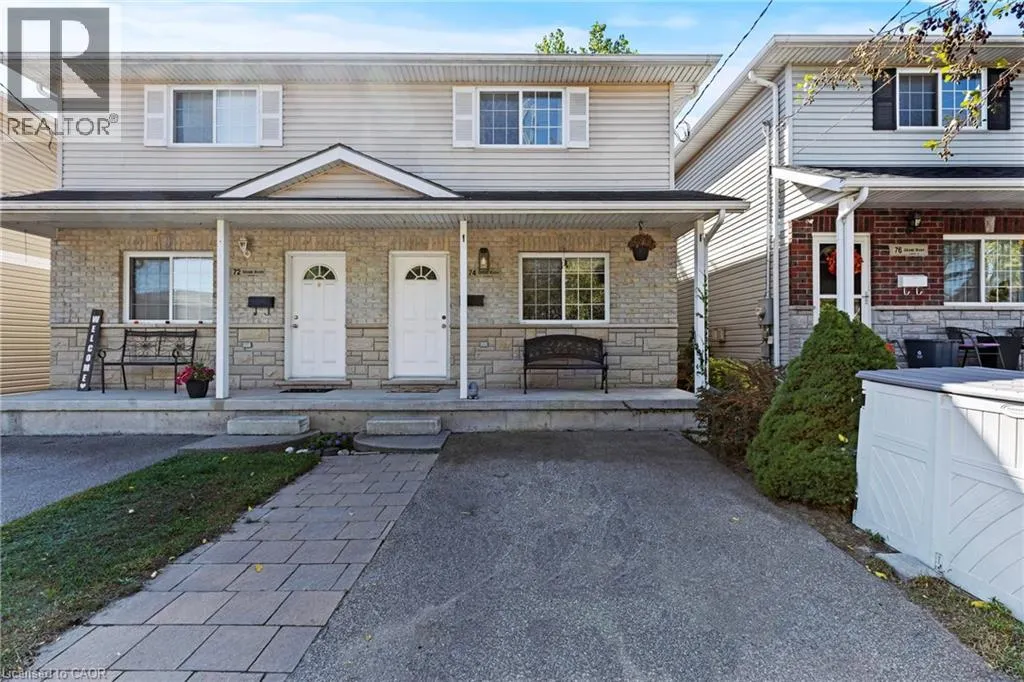 74 GRAND RIVER Avenue