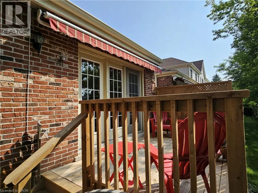 42 DONLY Drive S Unit# 11, #11