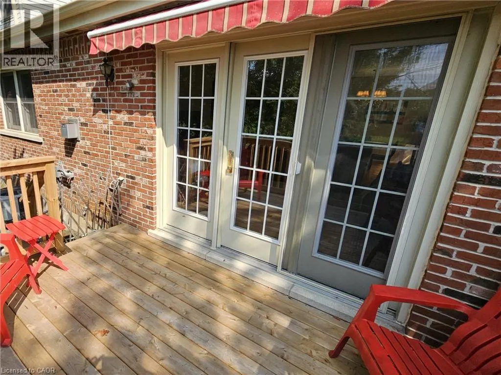 42 DONLY Drive S Unit# 11, #11