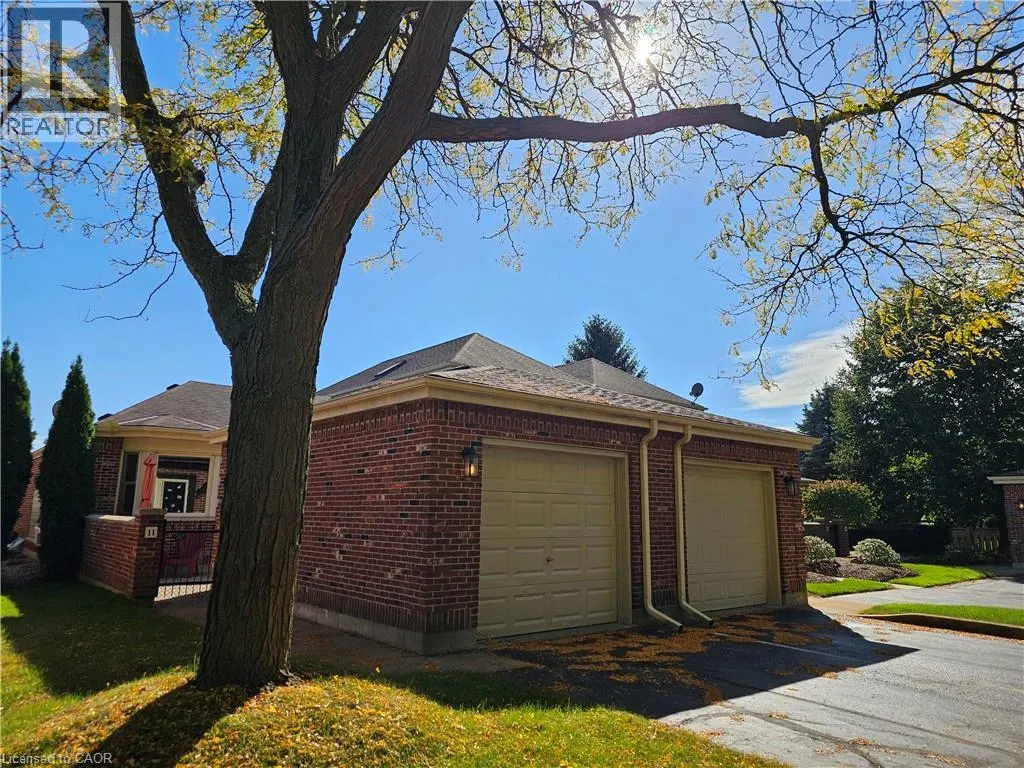 42 DONLY Drive S Unit# 11, #11