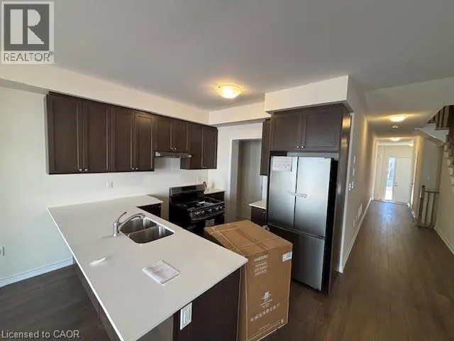 102 MCGILL Avenue