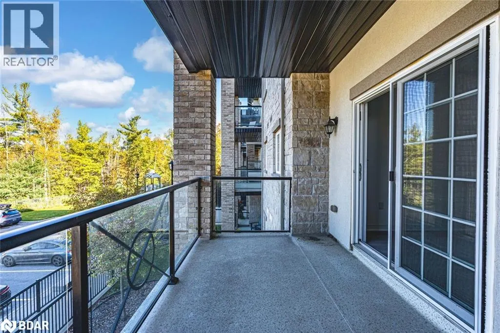 40 FERNDALE Drive S Unit# 209, #209