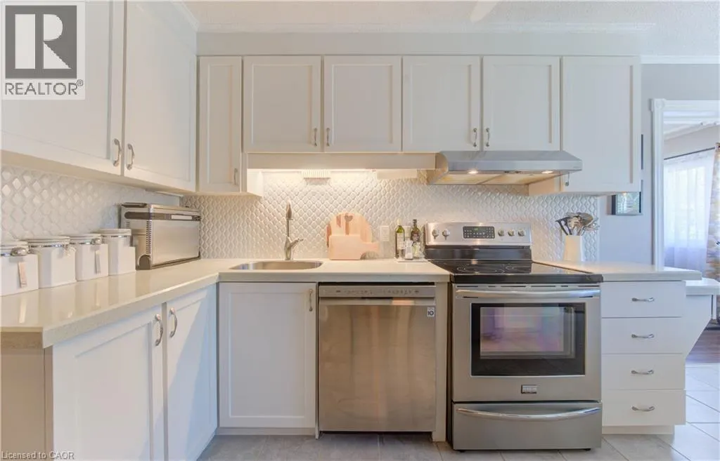 30 GREEN VALLEY Drive Unit# 71, #71