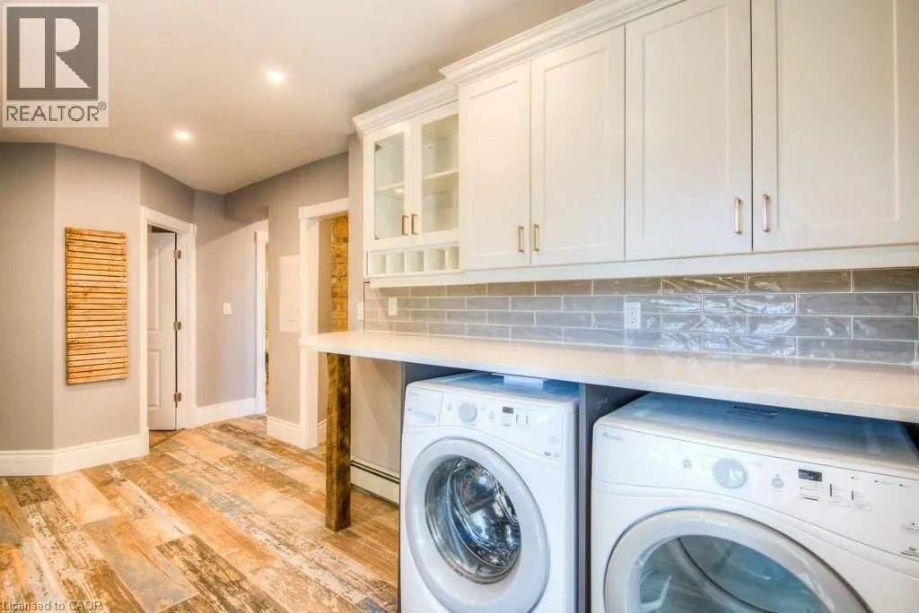 16 WELLINGTON Street N Unit# 2, #2