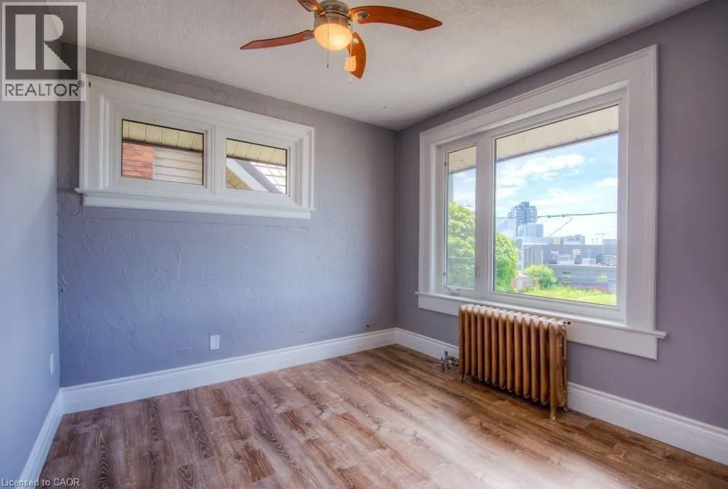 16 WELLINGTON Street N Unit# 2, #2