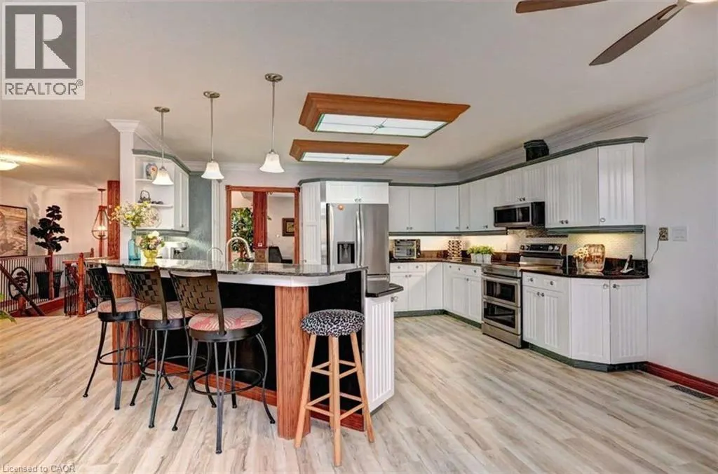 527 RIVER Road