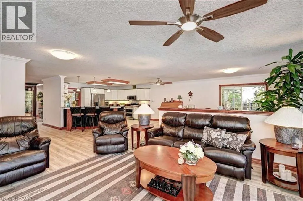 527 RIVER Road