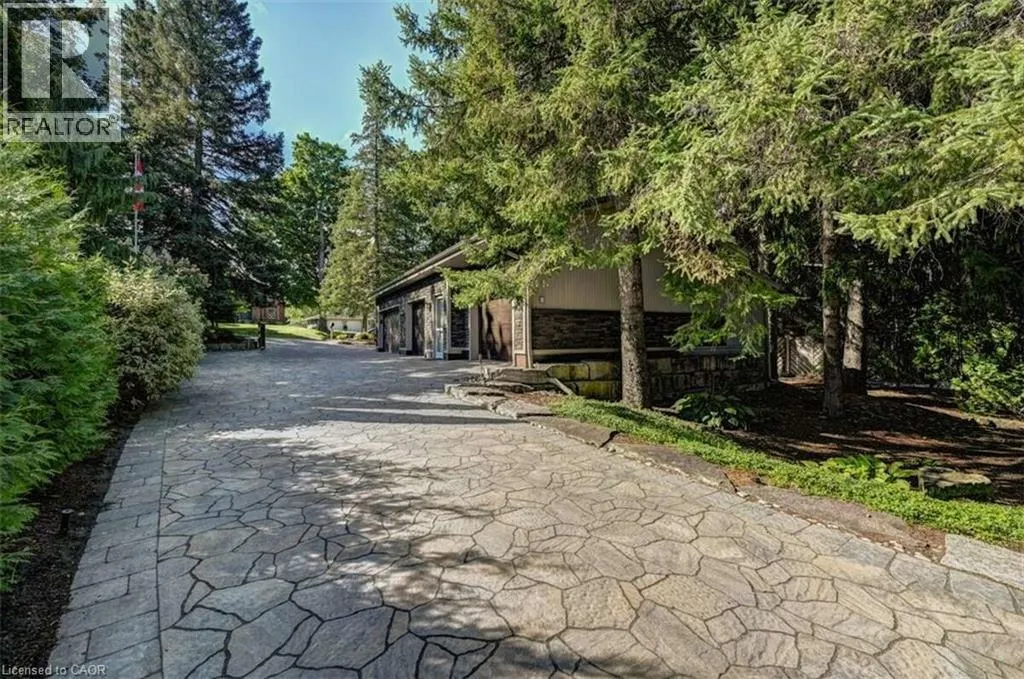 527 RIVER Road
