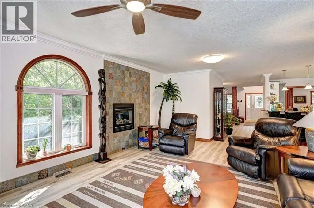 527 RIVER Road