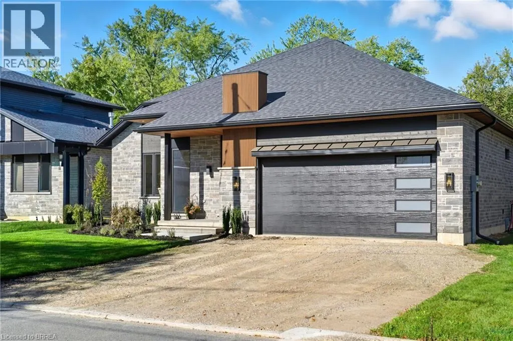 141 PARKSIDE Drive
