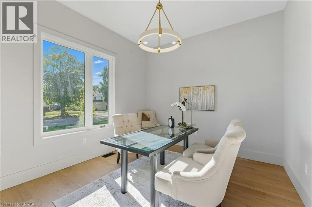141 PARKSIDE Drive