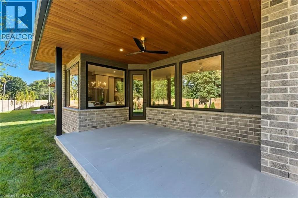 141 PARKSIDE Drive