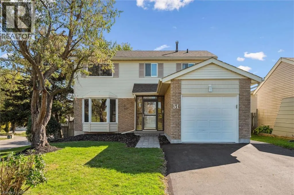 31 PARKLAND Crescent