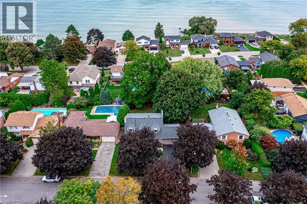 15 BLUE FOREST Drive