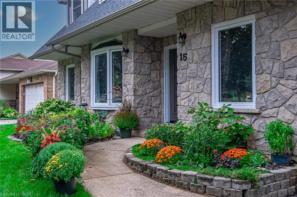 15 BLUE FOREST Drive