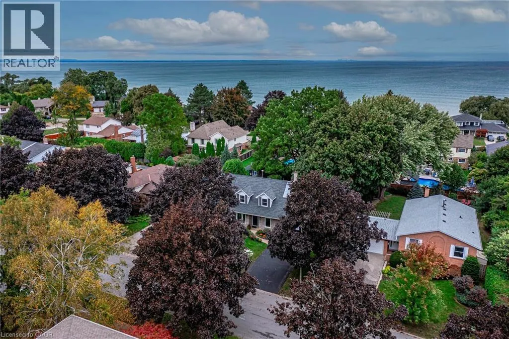 15 BLUE FOREST Drive