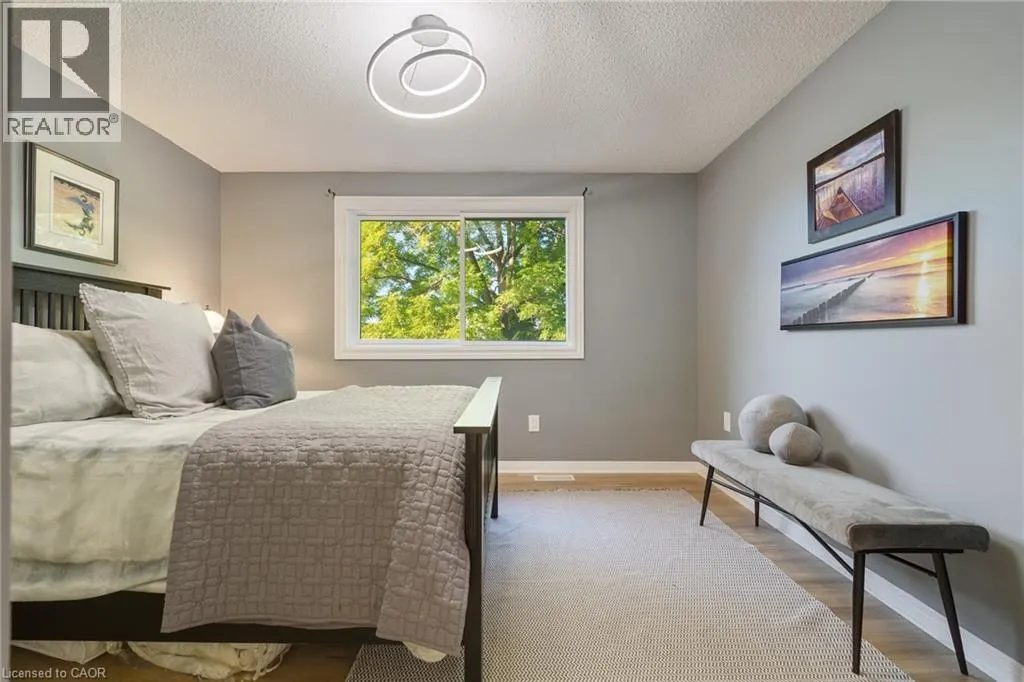 15 BLUE FOREST Drive