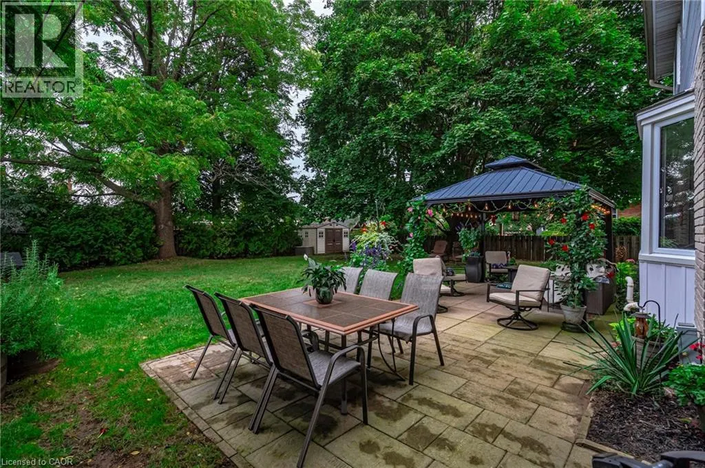 15 BLUE FOREST Drive