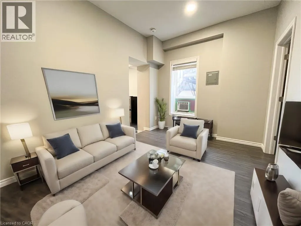70 VICTORIA Avenue Unit# 3, #3