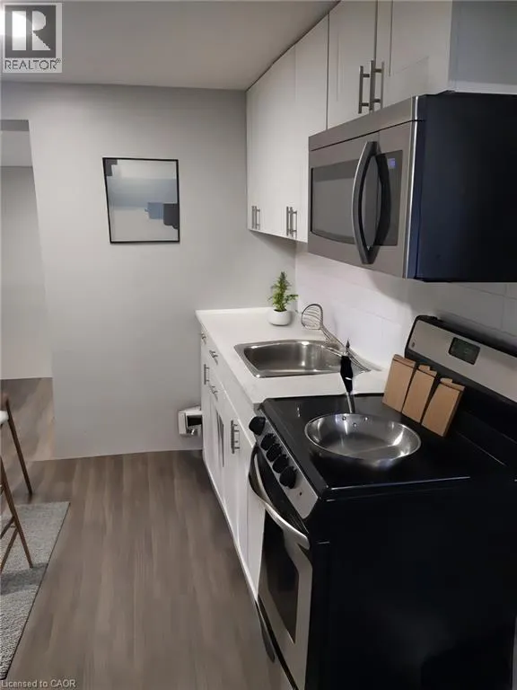 70 VICTORIA Avenue S Unit# 6, #6