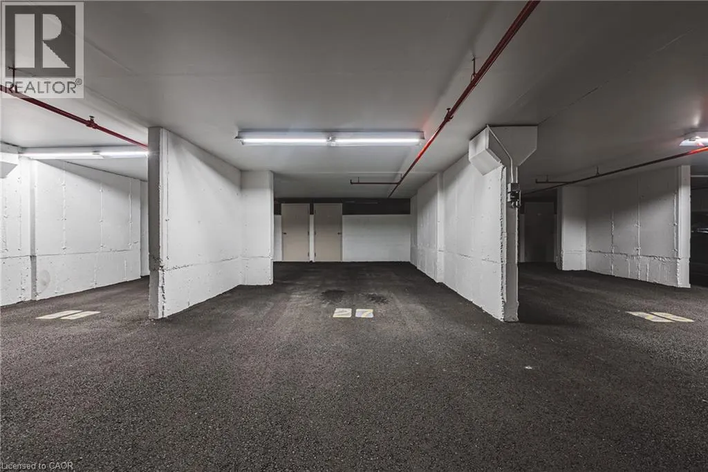 990 GOLF LINKS Road Unit# 308, #308