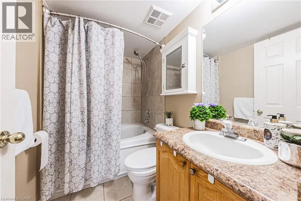 990 GOLF LINKS Road Unit# 308, #308