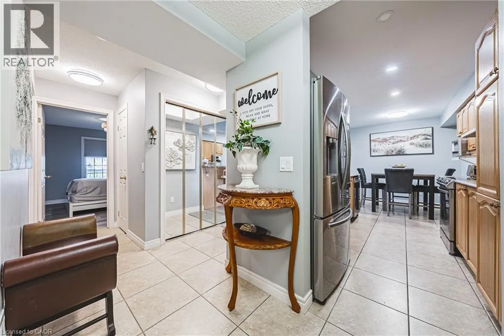 990 GOLF LINKS Road Unit# 308, #308