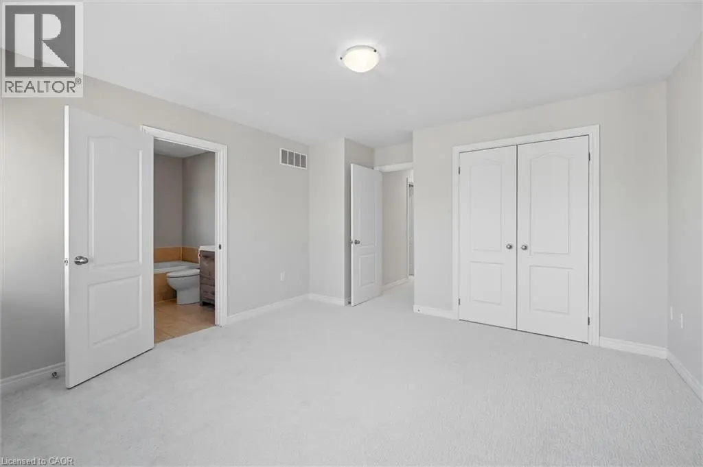 88 WOOD Street E