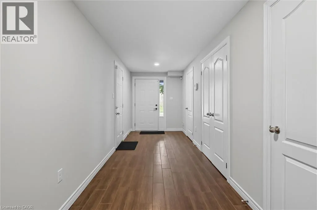 88 WOOD Street E