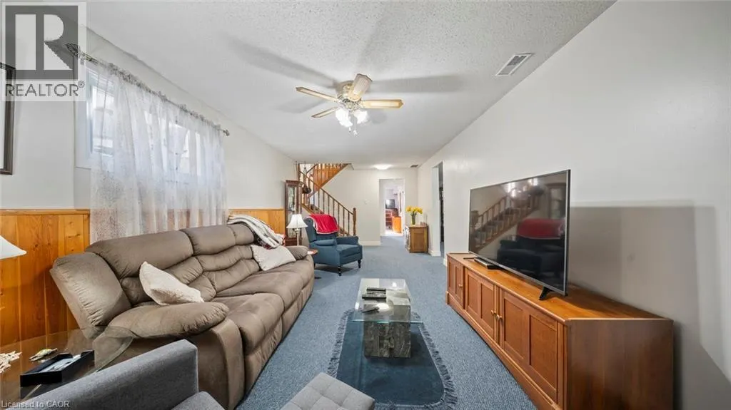7 TURNER Drive