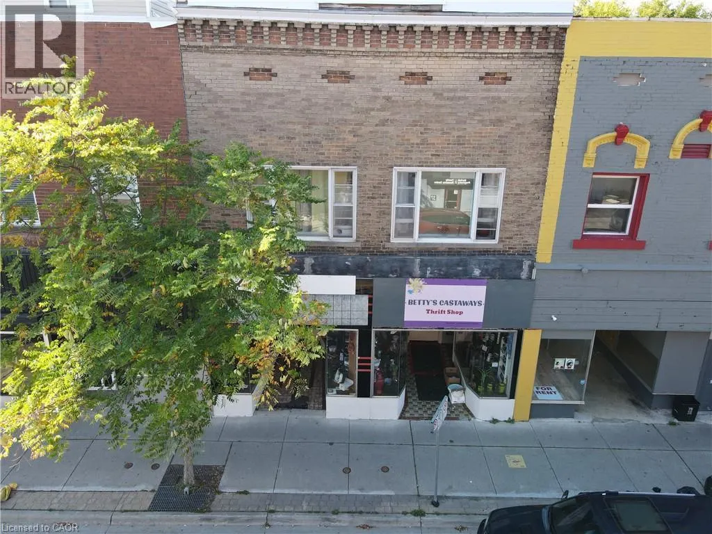 40 & 42 ROBINSON Street