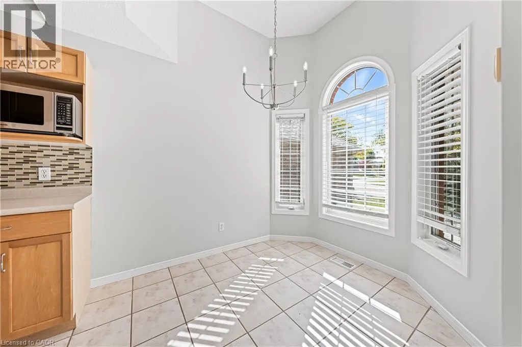 432 SANDBANKS Crescent