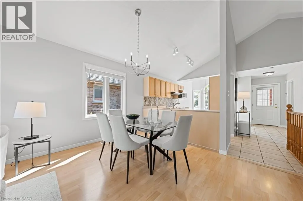 432 SANDBANKS Crescent