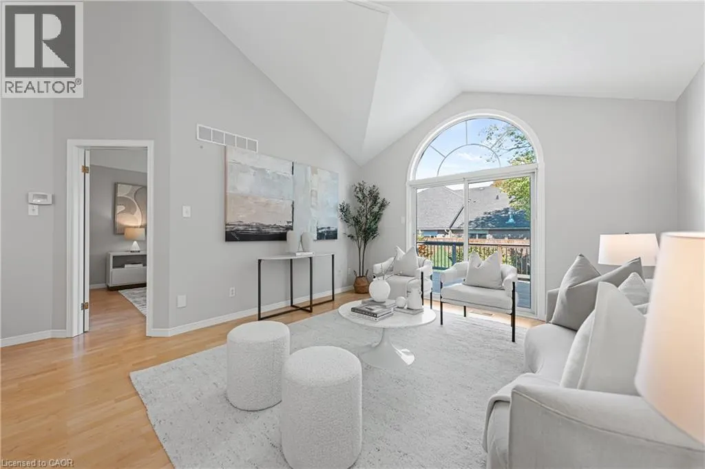 432 SANDBANKS Crescent