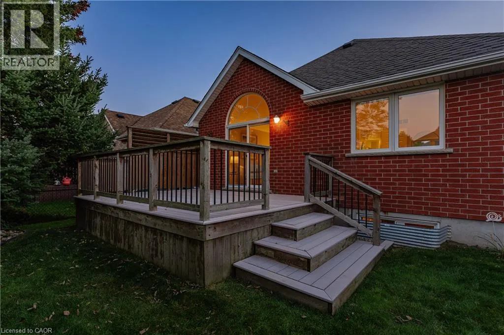 432 SANDBANKS Crescent
