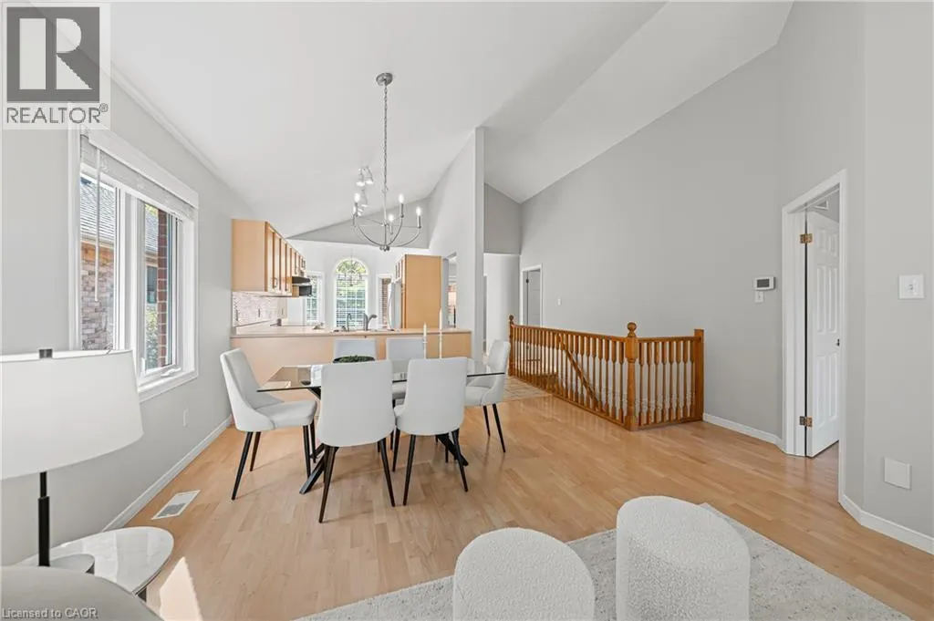 432 SANDBANKS Crescent