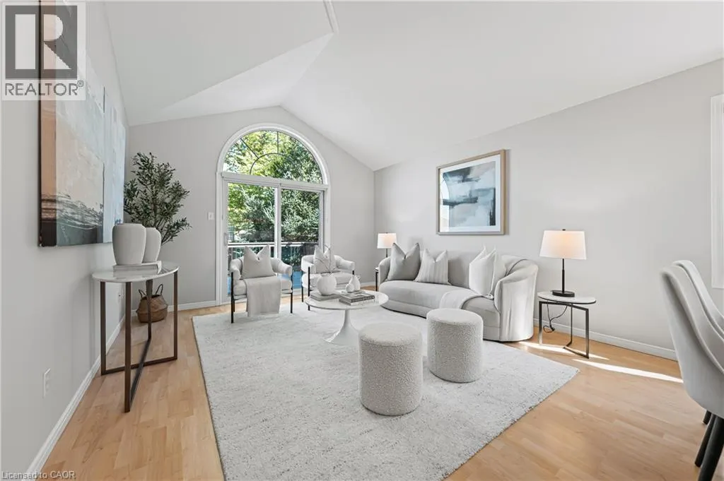 432 SANDBANKS Crescent