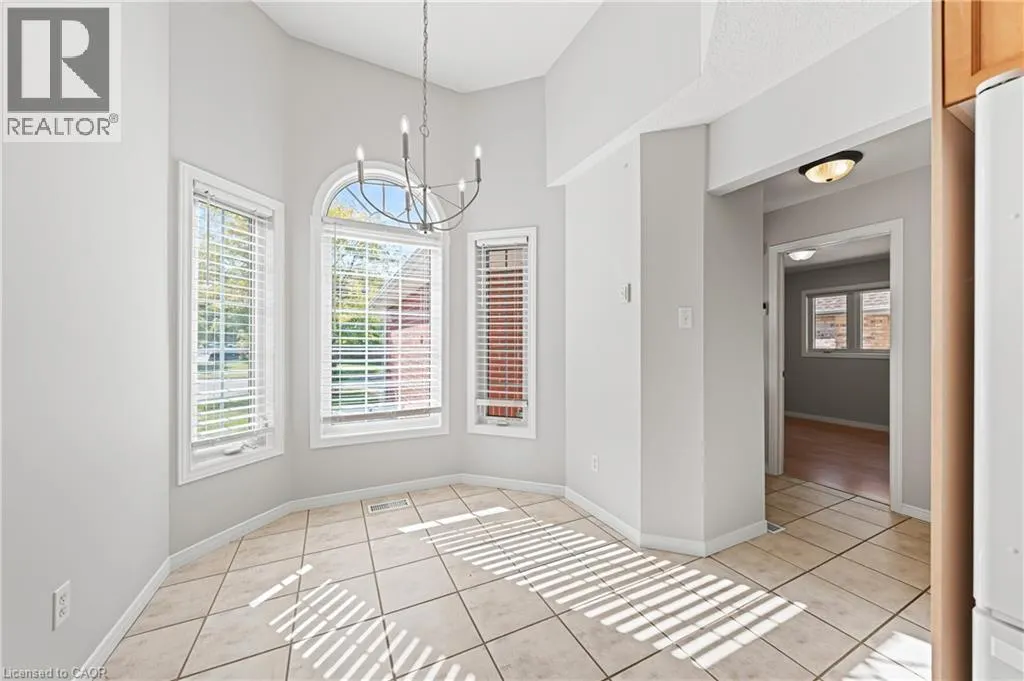 432 SANDBANKS Crescent