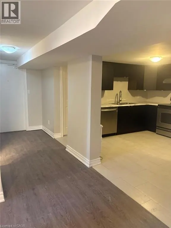 4 HART Place Unit# LOWER, #LOWER