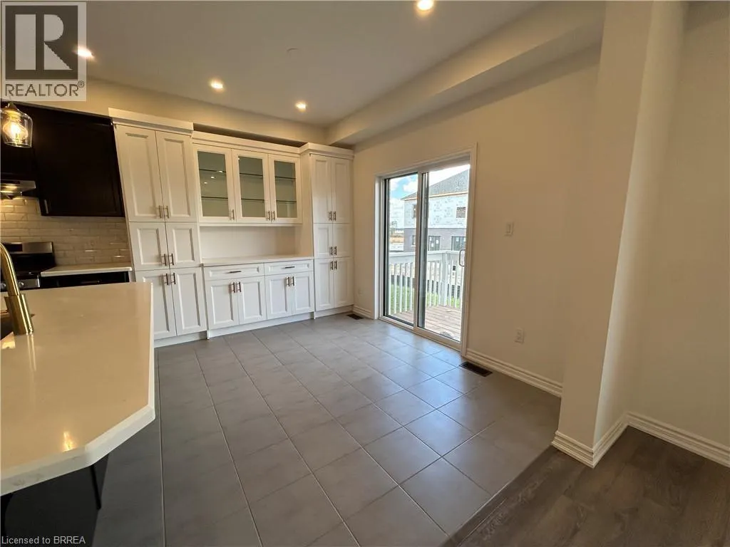 30 SCENIC RIDGE Gate
