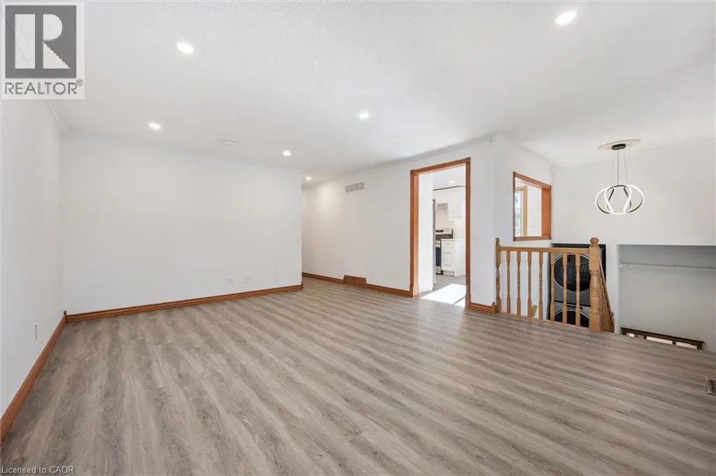 74 ELM RIDGE Drive Unit# MAIN, #MAIN