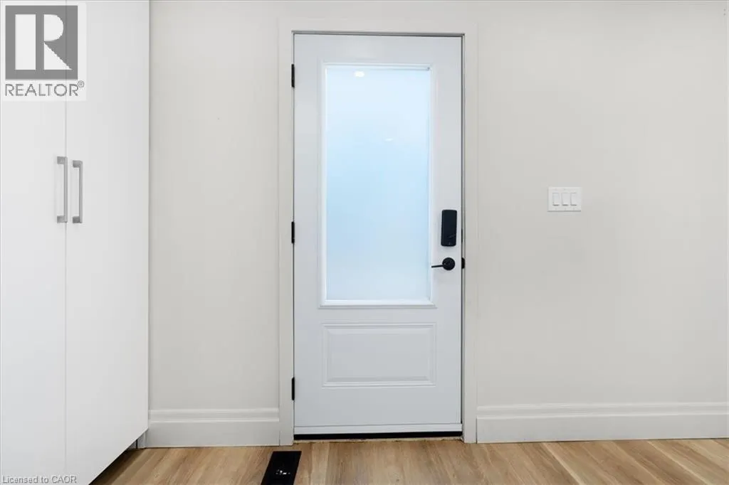449 UPPER WELLINGTON Street Unit# 1, #1