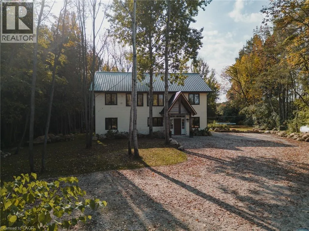 245700 SIDEROAD 22 Sideroad