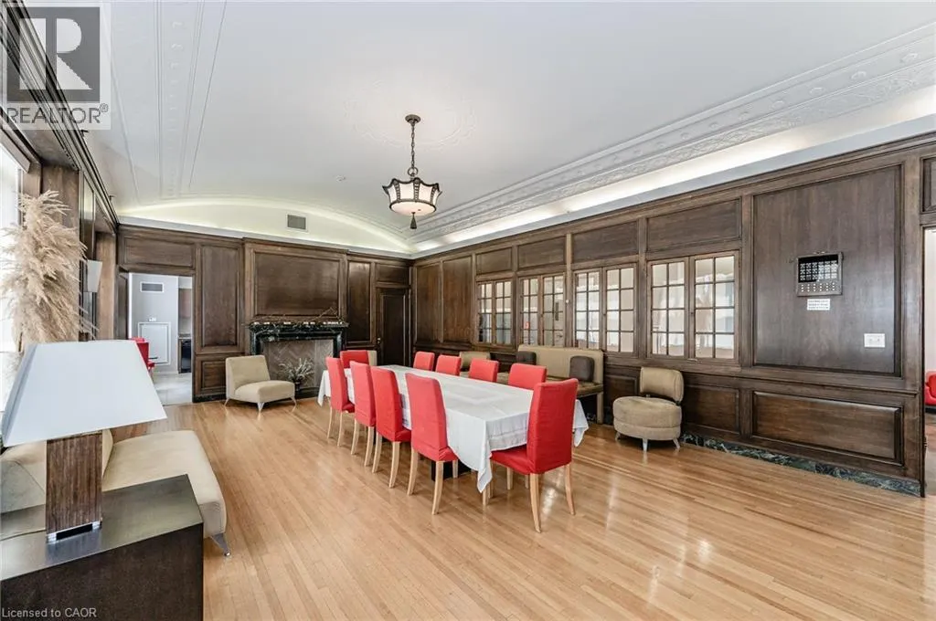 404 KING Street W Unit# 128, #128