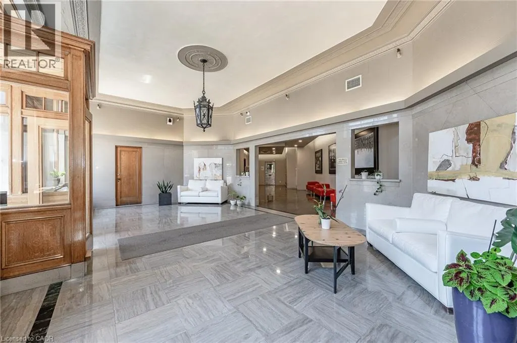 404 KING Street W Unit# 128, #128