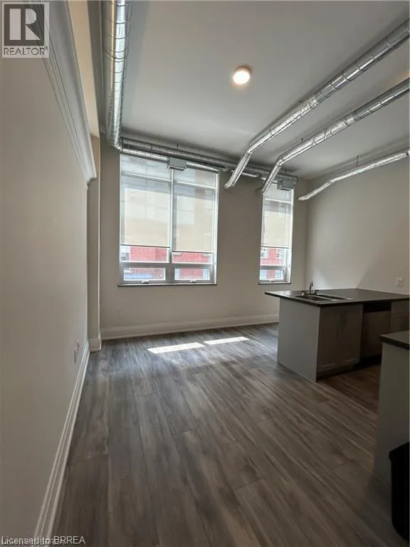 11 QUEEN Street Unit# 206, #206