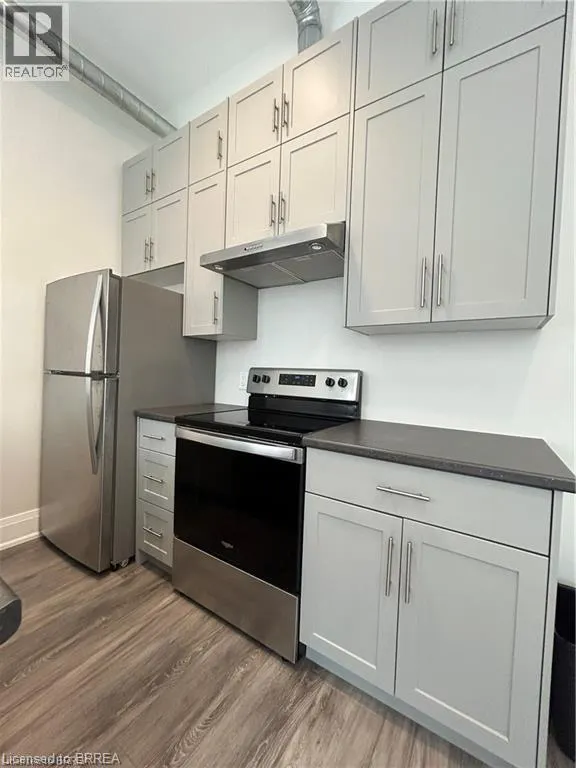 11 QUEEN Street Unit# 206, #206