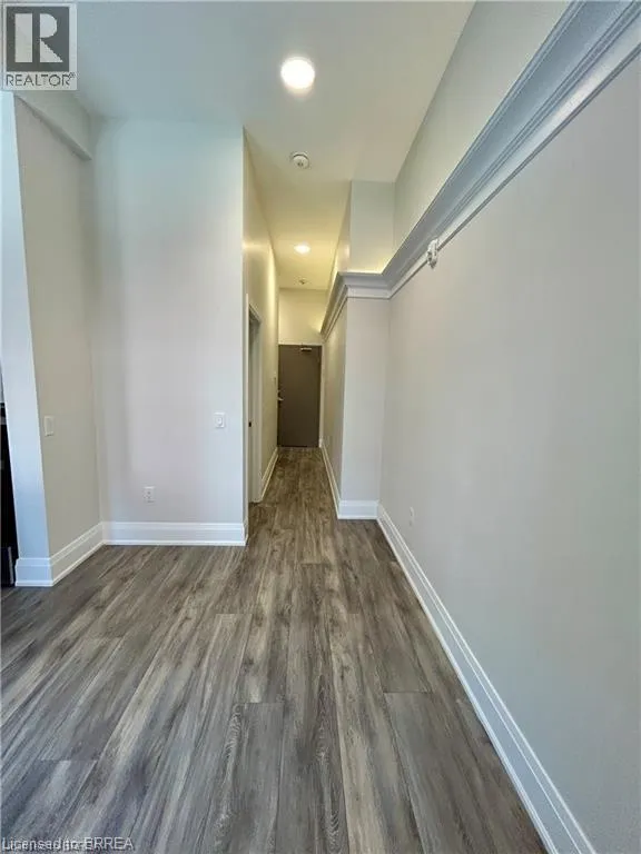 11 QUEEN Street Unit# 302, #302