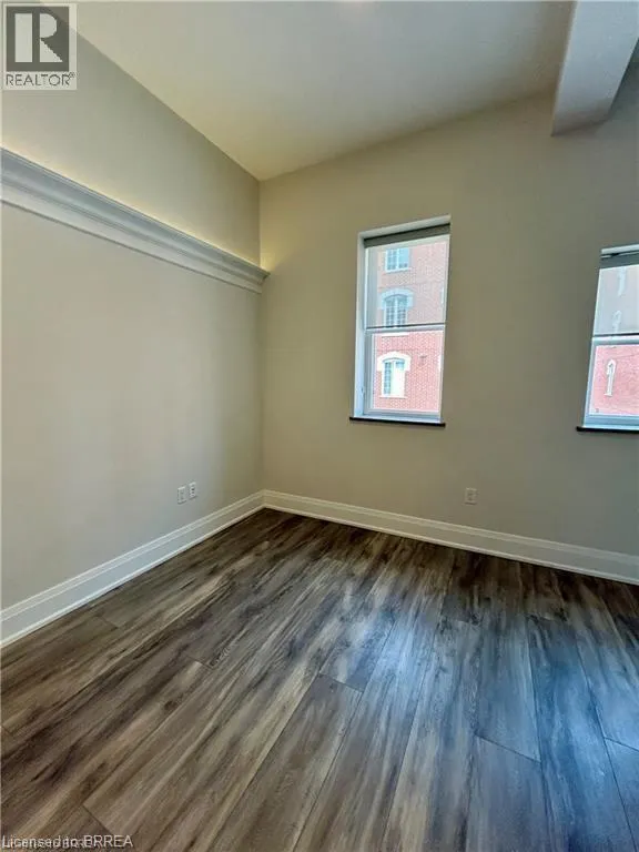 11 QUEEN Street Unit# 302, #302
